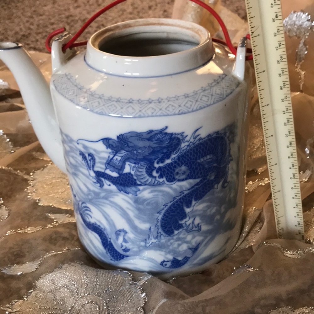 Chinese blue and white dragon and carp tea pot